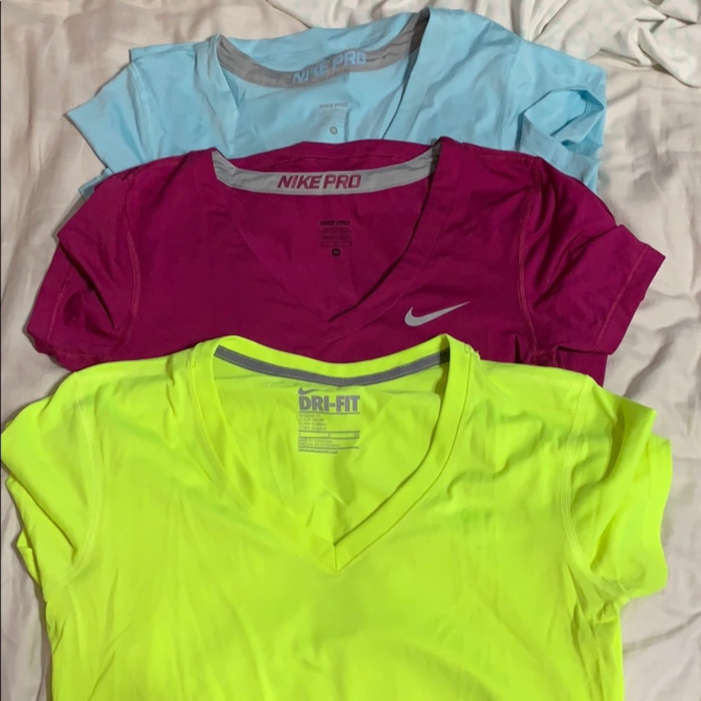 Nike Pro v necks